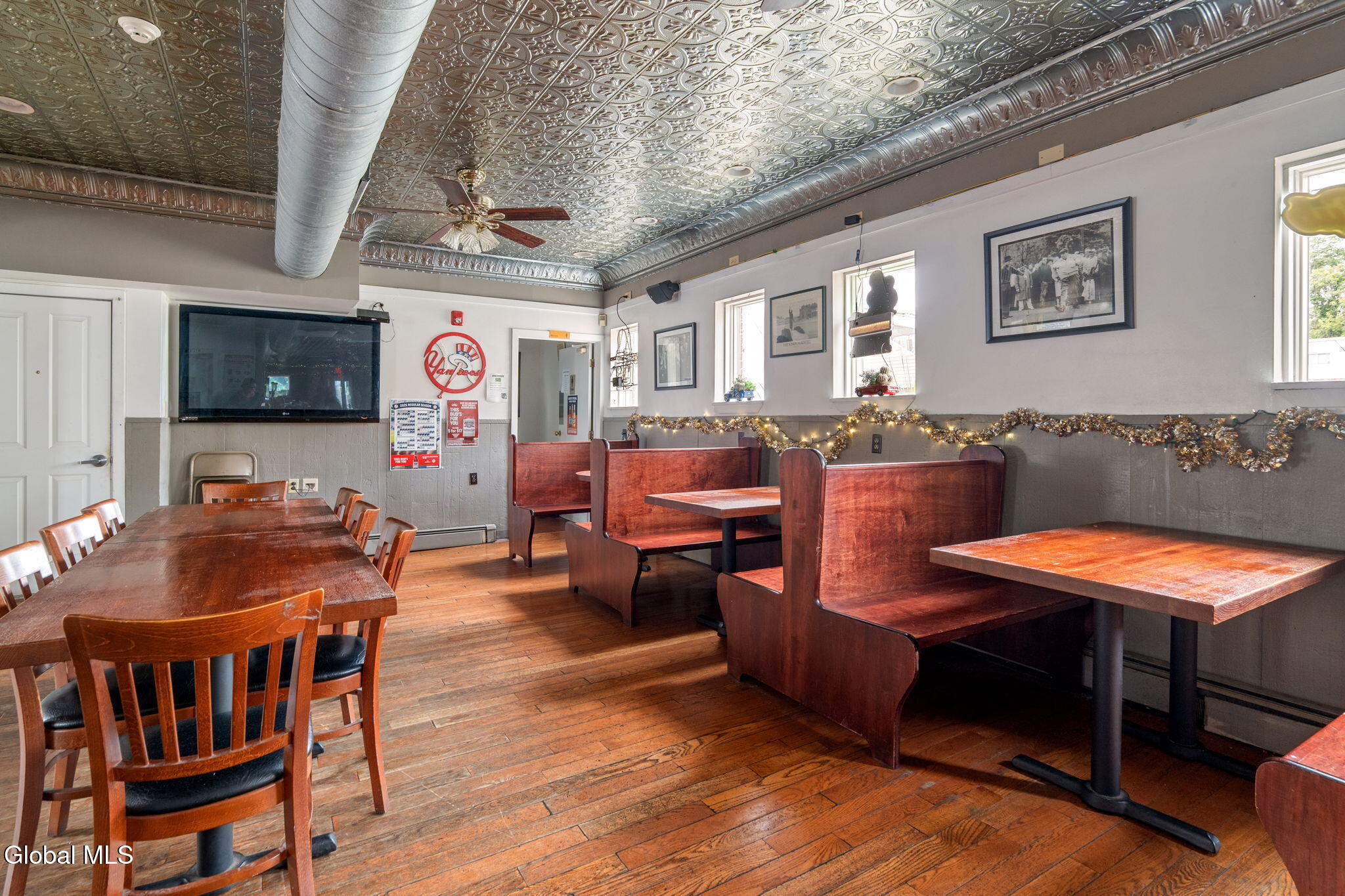 208 Front Street Schenectady, NY 12305 - Photo 20 of 34 20-208FrontSt_20