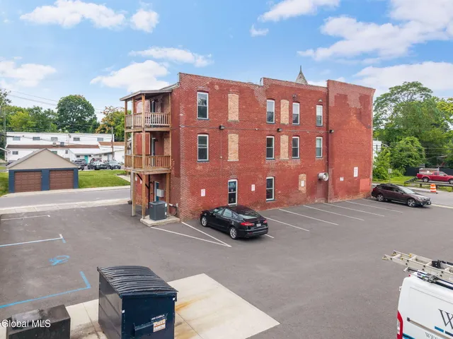 $815,000 | 208 Front Street, Schenectady, NY 12305