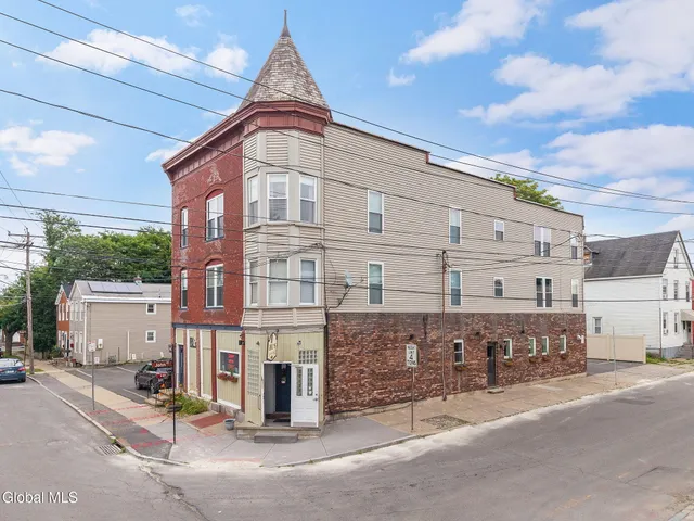 $815,000 | 208 Front Street, Schenectady, NY 12305