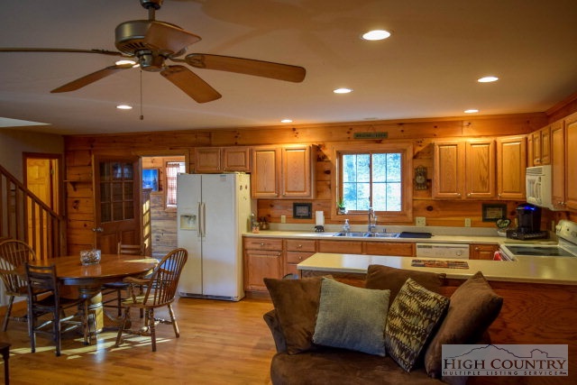 292 Red Maple Lane Boone, NC 28607 - Photo 4 of 35 Gallery Image 4
