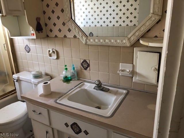 18920 Neff Road Cleveland, OH 44119 - Photo 13 of 18 Gallery Image 13