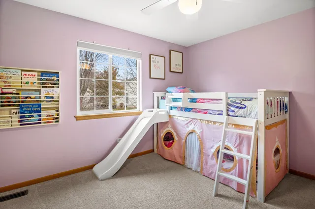 $344,900 | 352 Normandie Drive, Sugar Grove, IL 60554