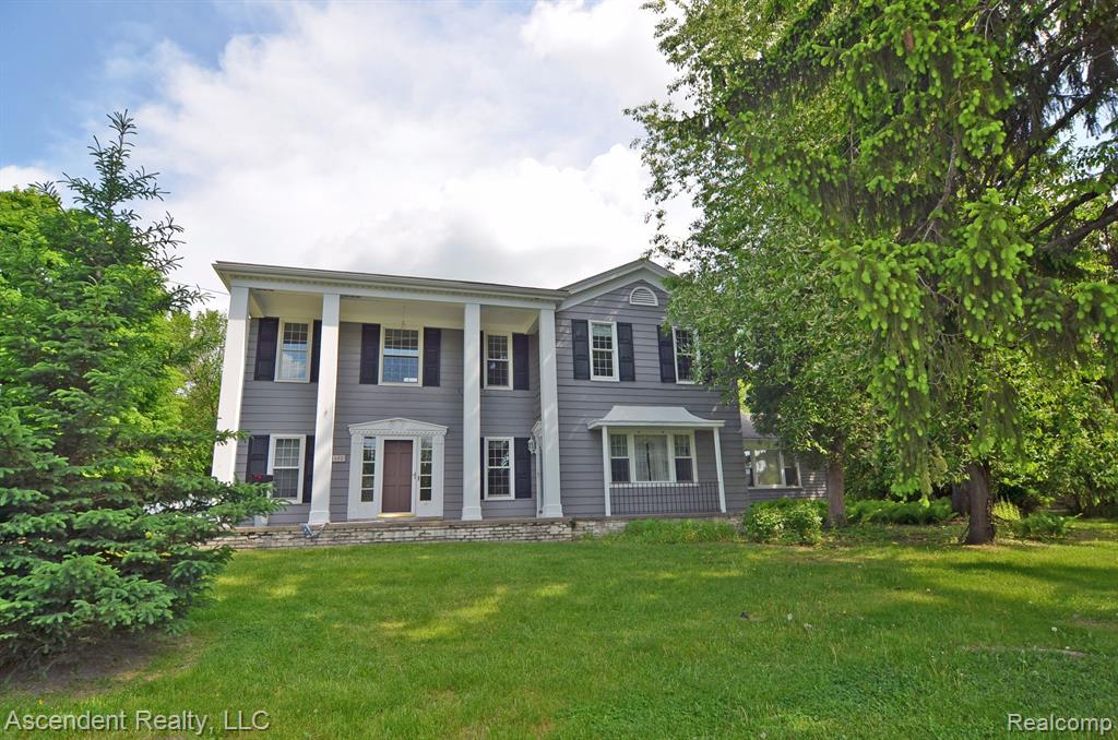 1608 Walton Boulevard Rochester Hills, MI 48309 - Photo 1 of 10