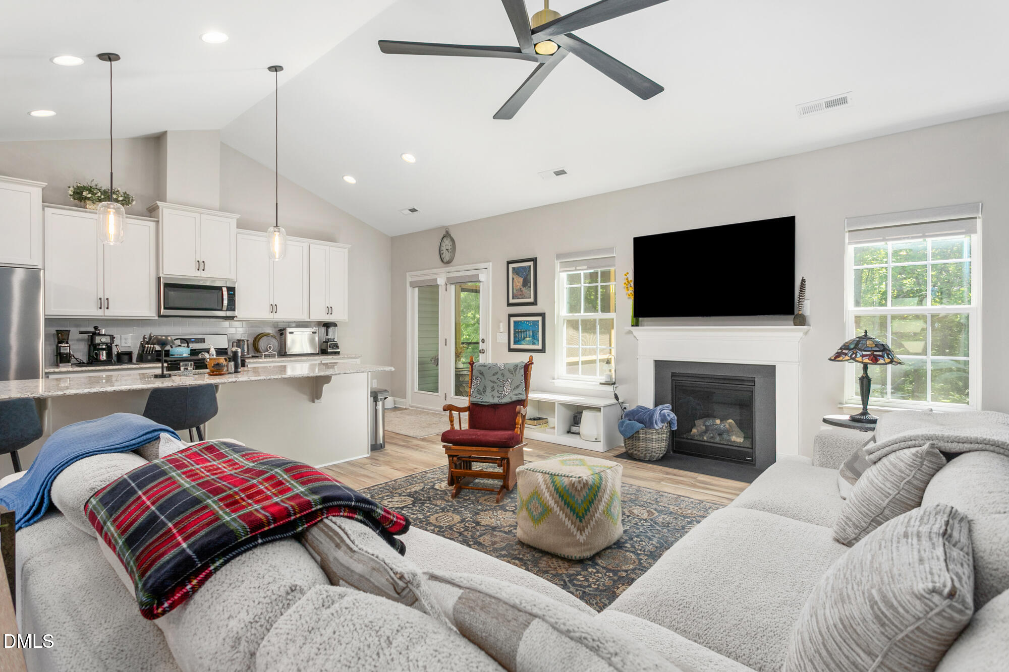 5171 Salem Church Road Graham, NC 27253 - Photo 12 of 50 Living Room 3