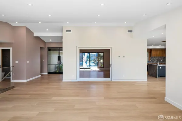 $20,000 | 1435 Lakeview Drive, Hillsborough, CA 94010