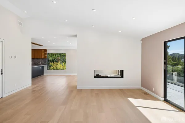 $20,000 | 1435 Lakeview Drive, Hillsborough, CA 94010