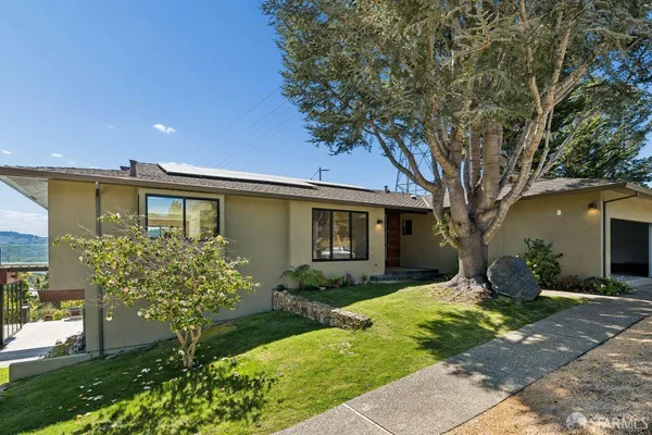 $20,000 | 1435 Lakeview Drive, Hillsborough, CA 94010