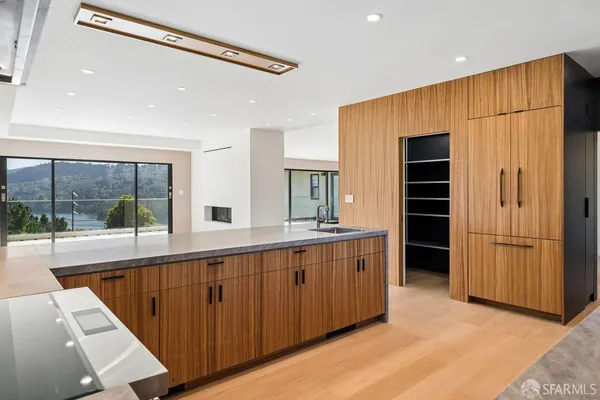 $20,000 | 1435 Lakeview Drive, Hillsborough, CA 94010