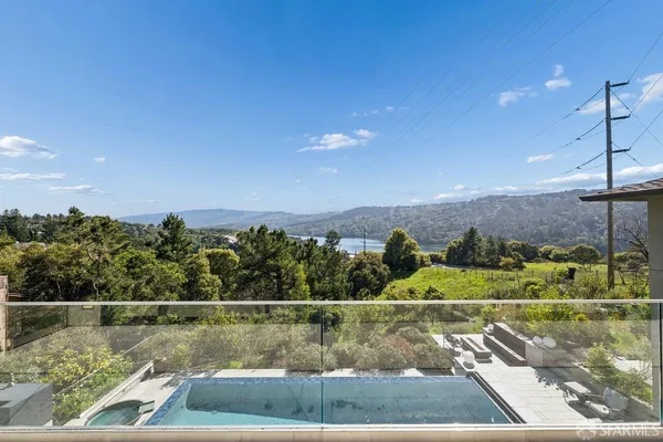 $20,000 | 1435 Lakeview Drive, Hillsborough, CA 94010