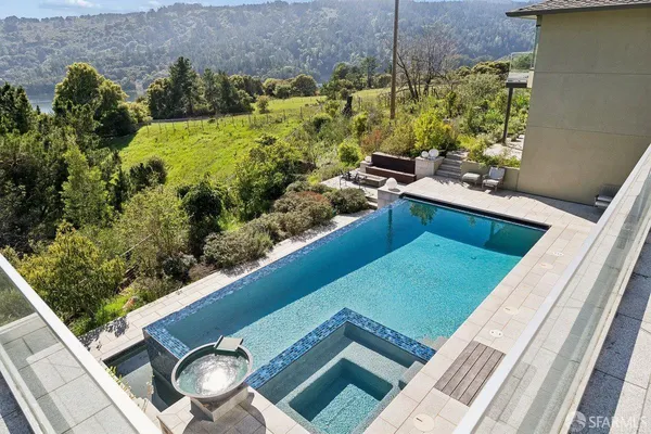 $20,000 | 1435 Lakeview Drive, Hillsborough, CA 94010