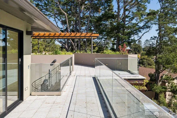 $20,000 | 1435 Lakeview Drive, Hillsborough, CA 94010