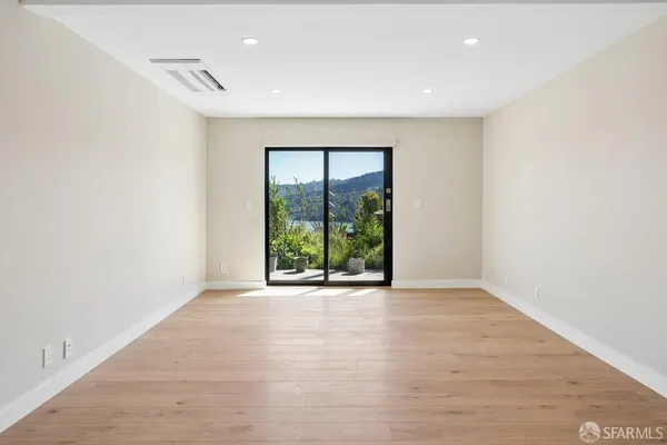 $20,000 | 1435 Lakeview Drive, Hillsborough, CA 94010