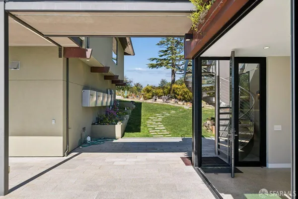 $20,000 | 1435 Lakeview Drive, Hillsborough, CA 94010