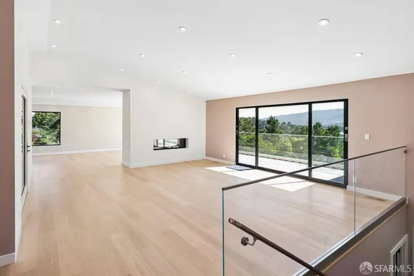 $20,000 | 1435 Lakeview Drive, Hillsborough, CA 94010