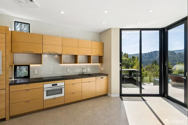 $20,000 | 1435 Lakeview Drive, Hillsborough, CA 94010