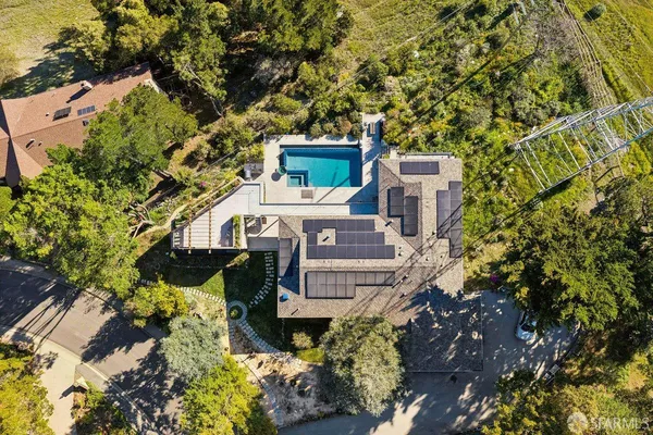 $20,000 | 1435 Lakeview Drive, Hillsborough, CA 94010