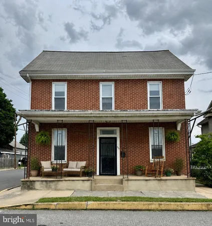 $325,000 | 440 North Railroad Street, Palmyra, PA 17078