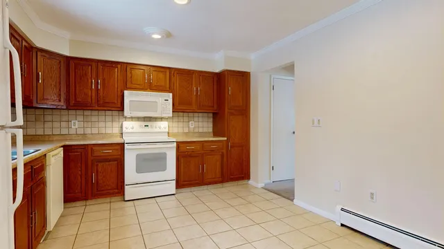 $405,000 | 124 Martindale Road, Shelburne, VT 05482