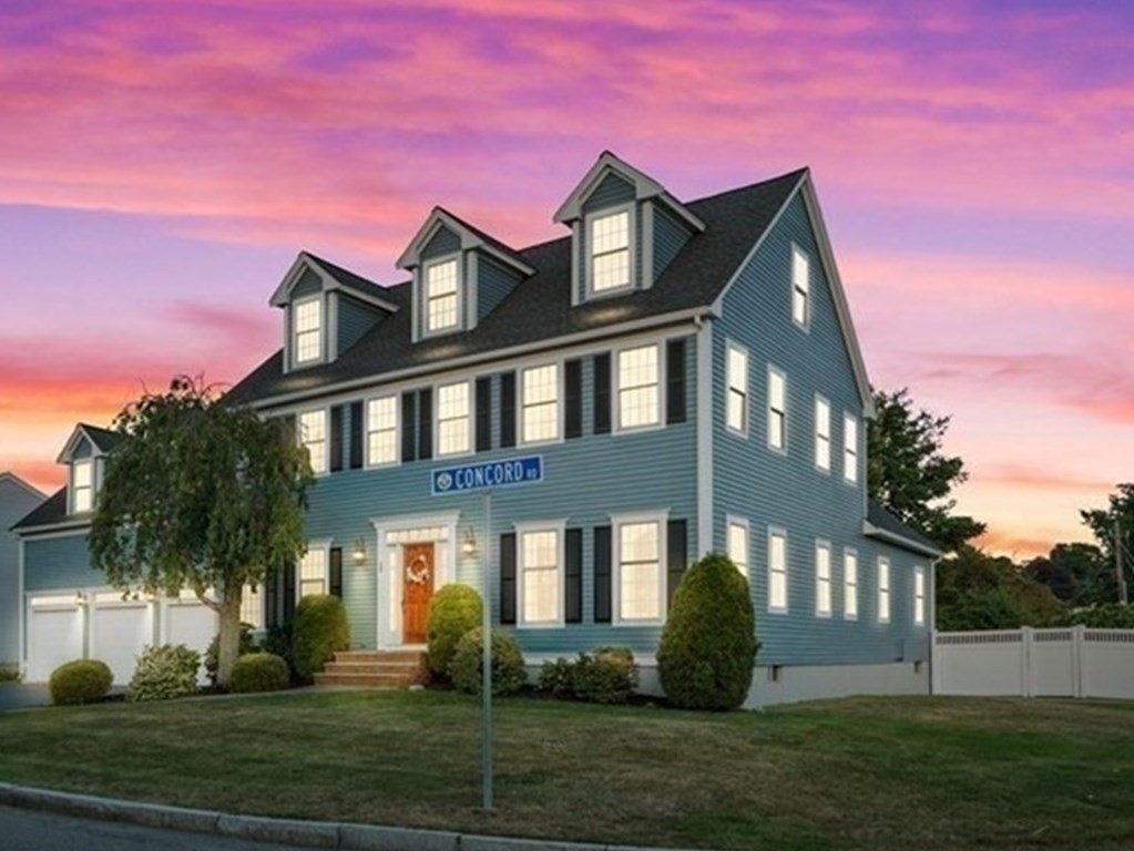 20 Concord Road Stoneham, MA 02180 - Photo 1 of 35 Gallery Image 1