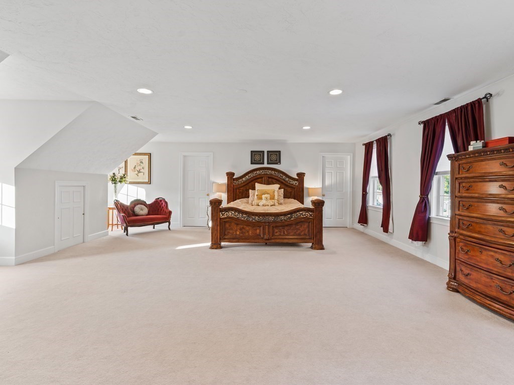 20 Concord Road Stoneham, MA 02180 - Photo 13 of 35 Gallery Image 13