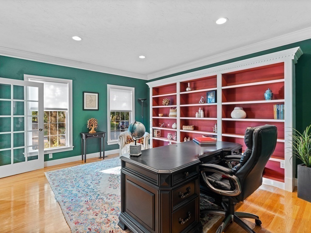 20 Concord Road Stoneham, MA 02180 - Photo 10 of 35 Gallery Image 10