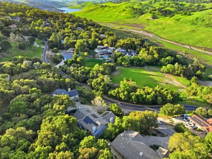 $1,599,999 | 17285 Copper Hill Drive, Morgan Hill, CA 95037