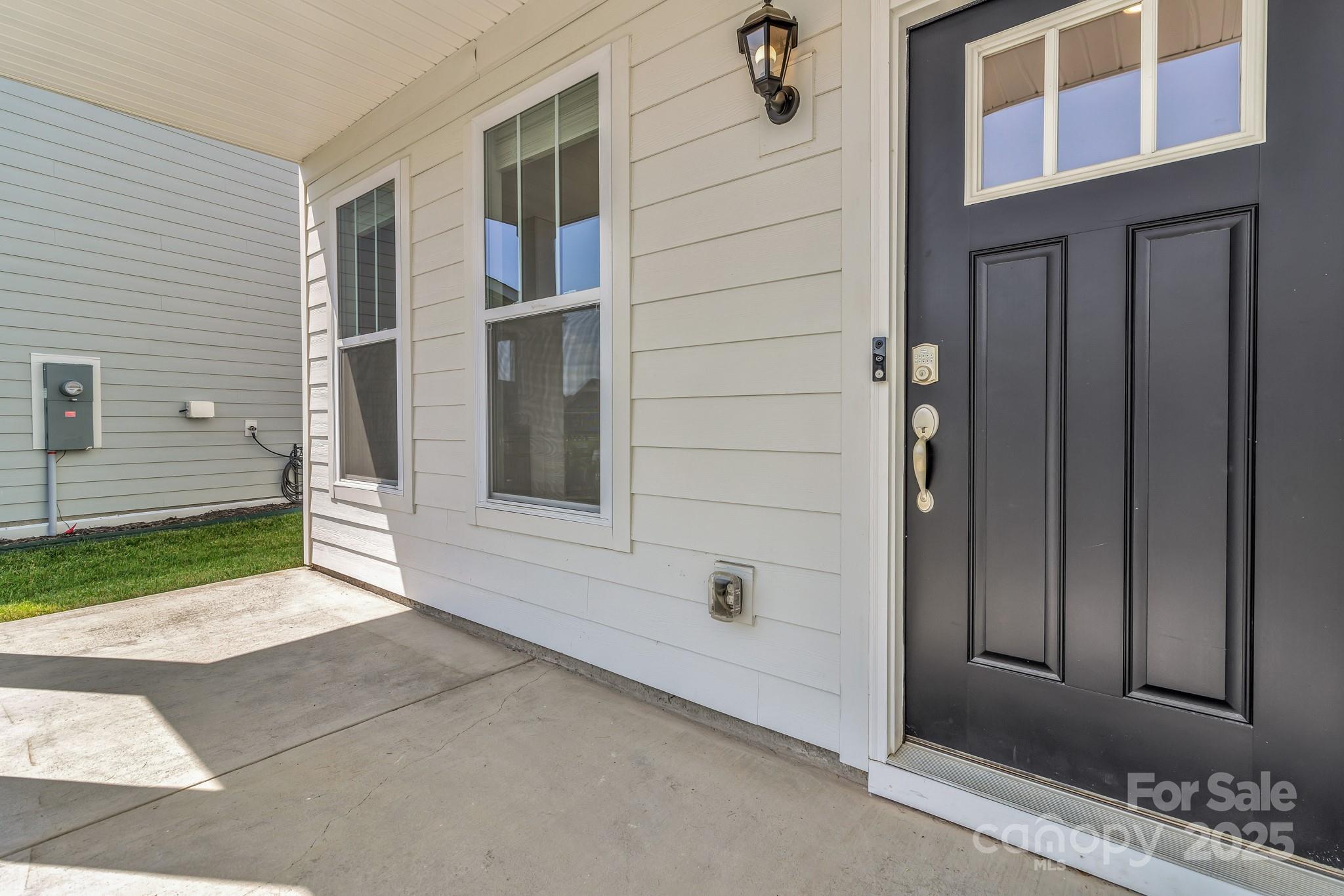 59 Thornberry Road Hendersonville, NC 28792 - Photo 4 of 48 a view of front door of house