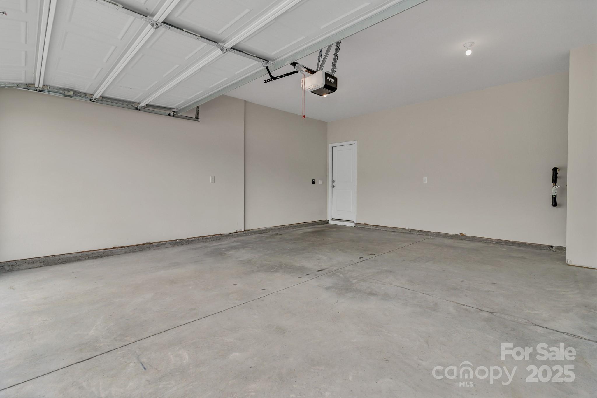 59 Thornberry Road Hendersonville, NC 28792 - Photo 45 of 48 a view of a room