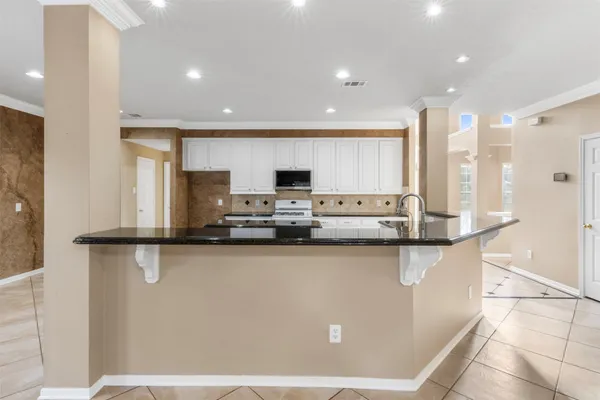 $465,000 | 2406 Spanish Oak Hill Court, Spring, TX 77388