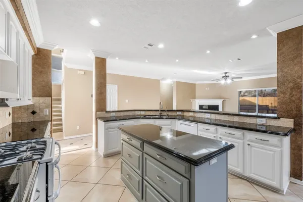 $465,000 | 2406 Spanish Oak Hill Court, Spring, TX 77388