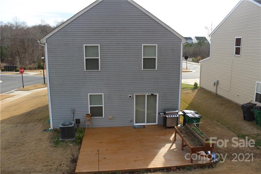 6506 Paw Village Road Charlotte, NC 28214 - Photo 3 of 19 Gallery Image 3