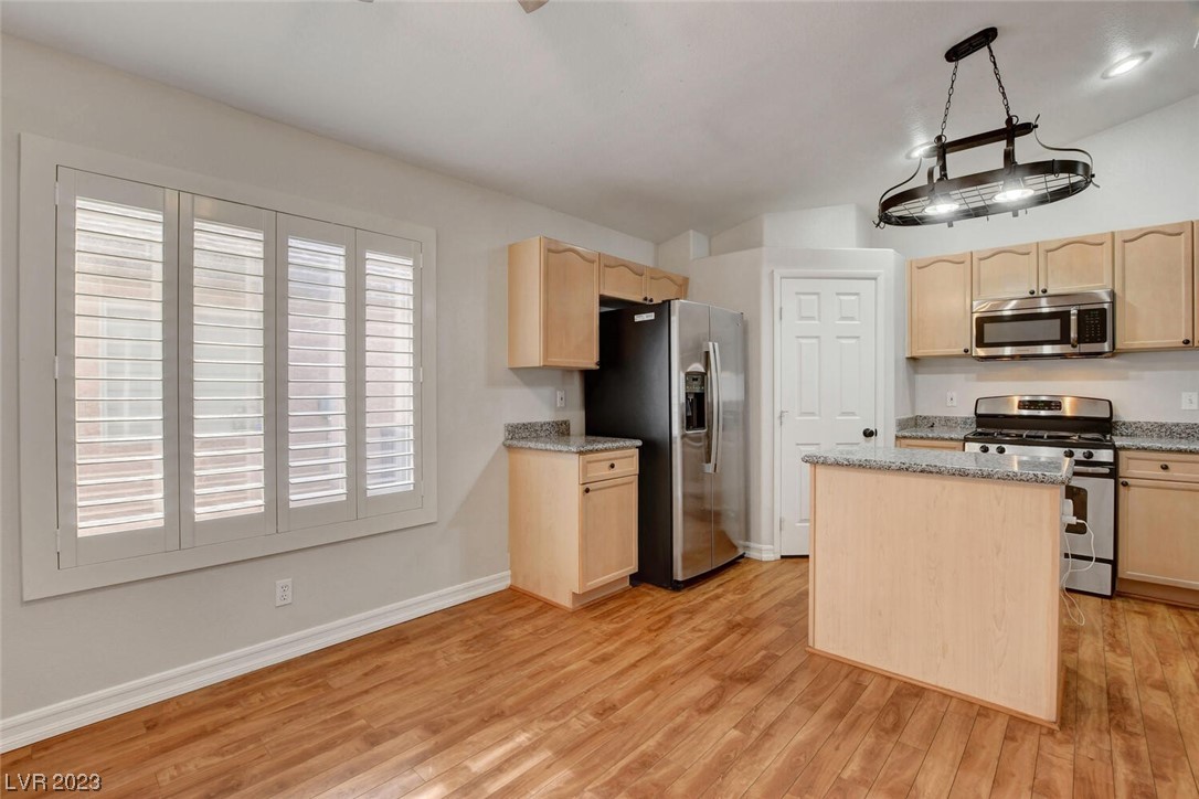7401 Alpine Ridge Street Las Vegas, NV 89131 - Photo 14 of 31 Gallery Image 14