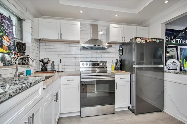 $1,600 | 1638 Embassy Drive, Unit 308, West Palm Beach, FL 33401