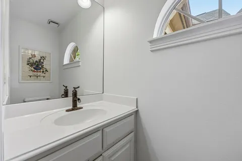 $635,000 | 3216 Lakeway Boulevard, Austin, TX 78734