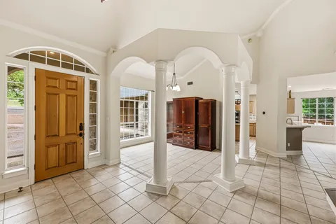 $635,000 | 3216 Lakeway Boulevard, Austin, TX 78734