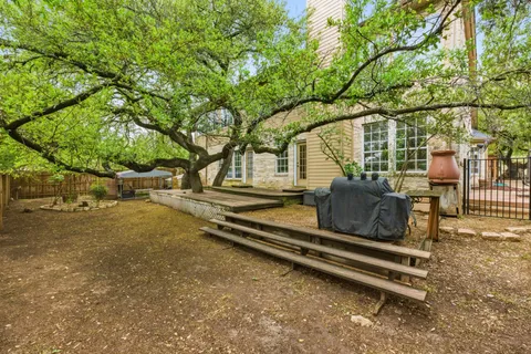 $635,000 | 3216 Lakeway Boulevard, Austin, TX 78734