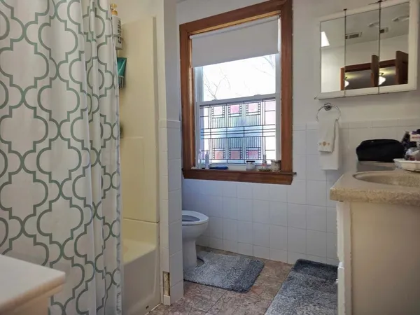 $5,000 | 70 Beaconwood Road, Unit B, Newton, MA 02461