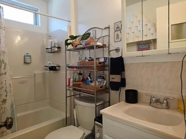 $5,000 | 70 Beaconwood Road, Unit B, Newton, MA 02461