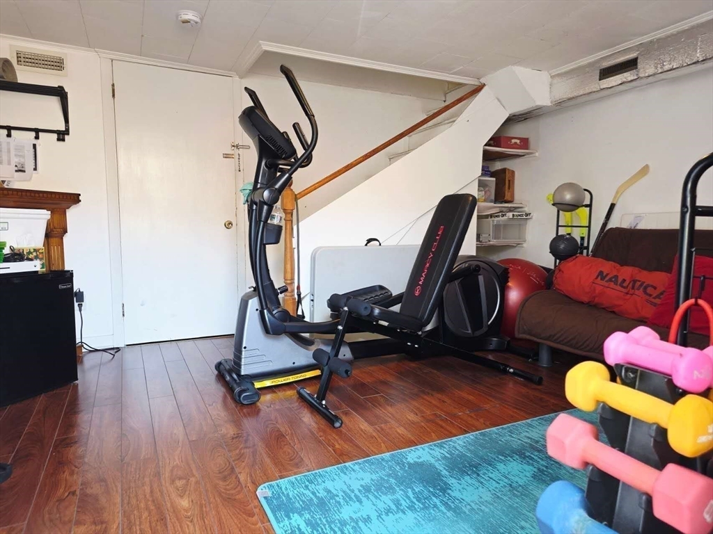 70 Beaconwood Road, Unit B Newton, MA 02461 - Photo 36 of 39