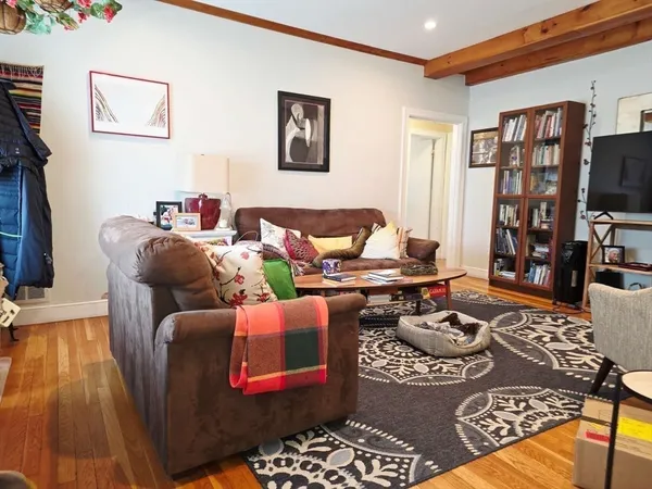 $5,000 | 70 Beaconwood Road, Unit B, Newton, MA 02461