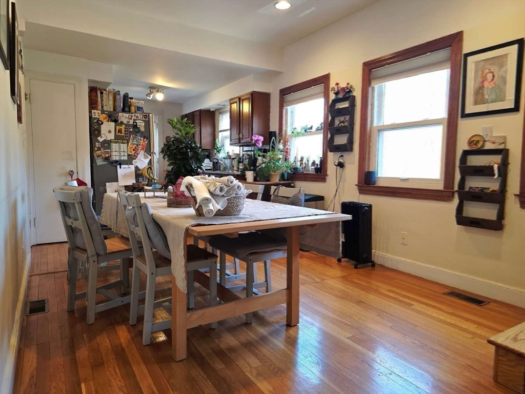 70 Beaconwood Road, Unit B Newton, MA 02461 - Photo 10 of 39