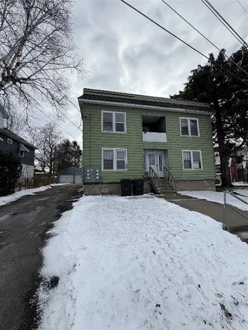 $1,300 | 364 Floral Avenue, Unit 2L, Johnson City, NY 13790