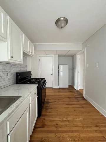 $1,300 | 364 Floral Avenue, Unit 2L, Johnson City, NY 13790