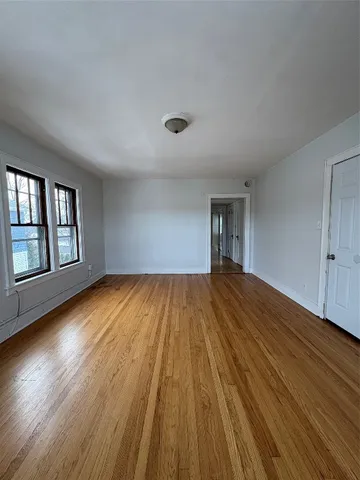 $1,300 | 364 Floral Avenue, Unit 2L, Johnson City, NY 13790