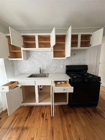 $1,300 | 364 Floral Avenue, Unit 2L, Johnson City, NY 13790