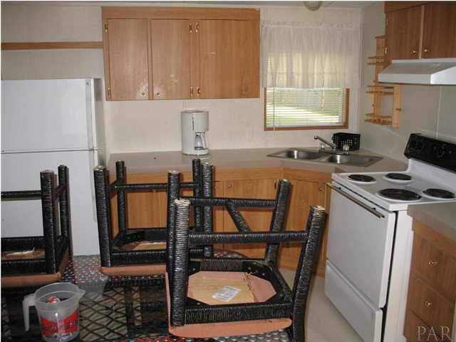 3197 Wells Beach Road Navarre, FL 32566 - Photo 8 of 16 Gallery Image 8