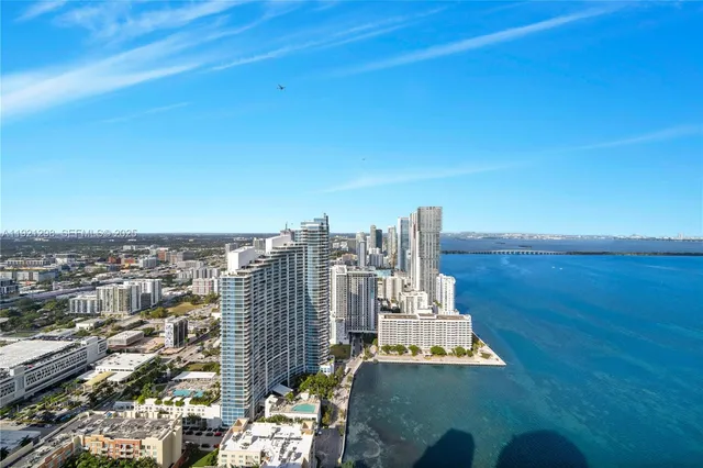 $1,450,000 | 1900 North Bayshore Drive, Unit PH4902, Miami, FL 33132