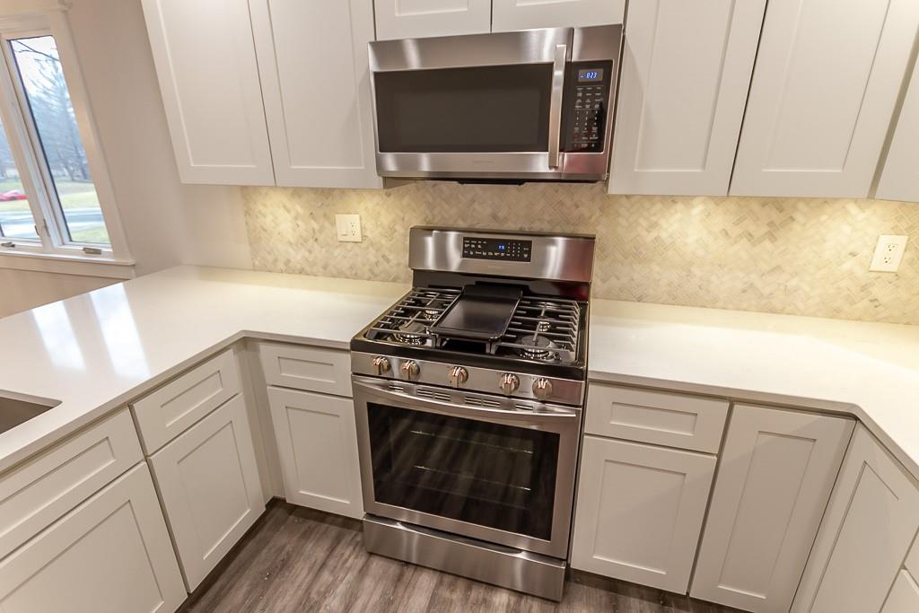 4007 Summit Ridge Road Greenwood, IN 46142 - Photo 15 of 48 Gallery Image 15