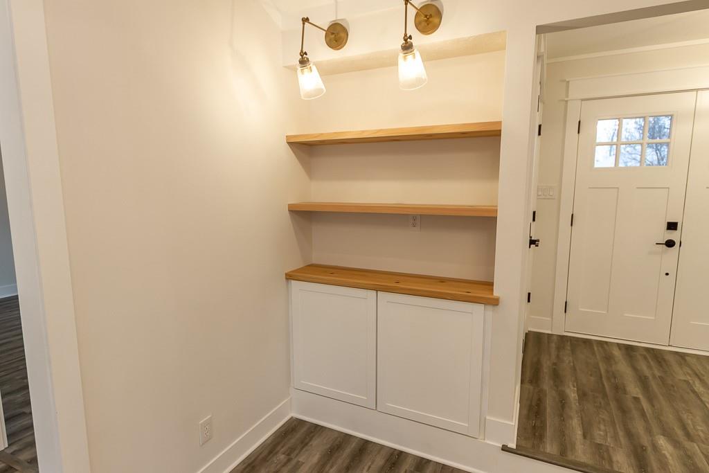 4007 Summit Ridge Road Greenwood, IN 46142 - Photo 7 of 48 Gallery Image 7