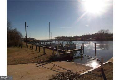 265 Beach Road Pasadena, MD 21122 - Photo 15 of 16 Community Boat Ramp